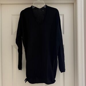 Women’s Black V-Neck Light-weight Sweater Tunic